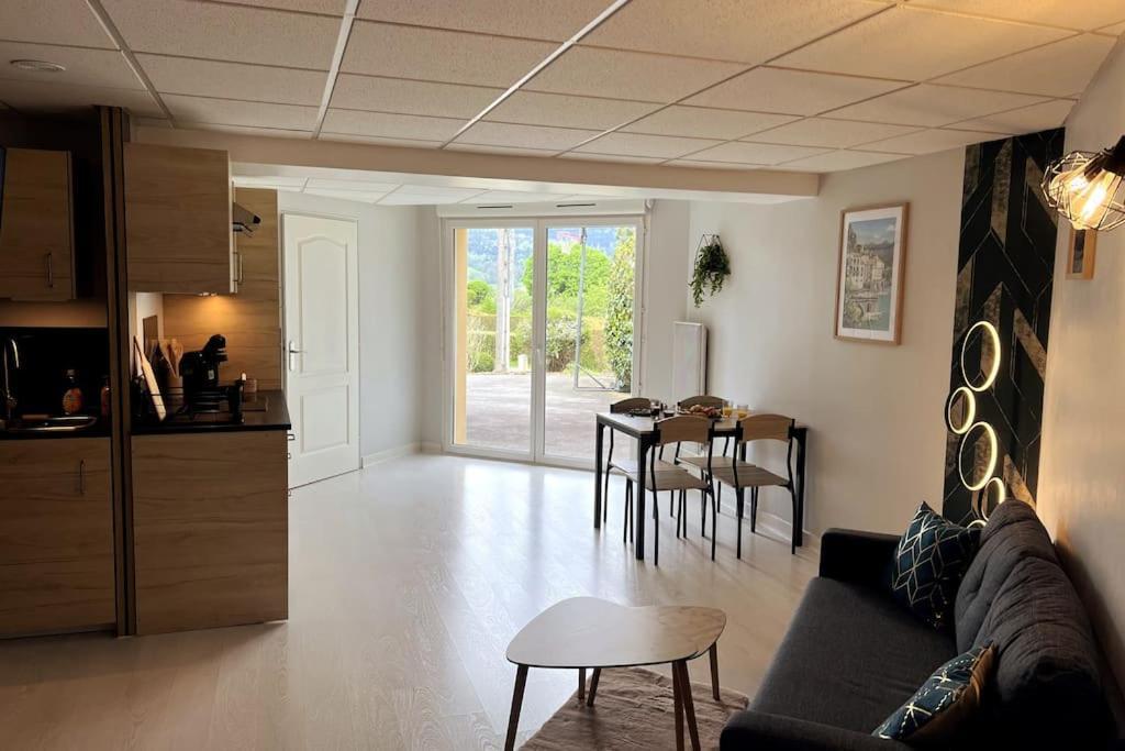 Apartment Le Refuge Des 3m *
